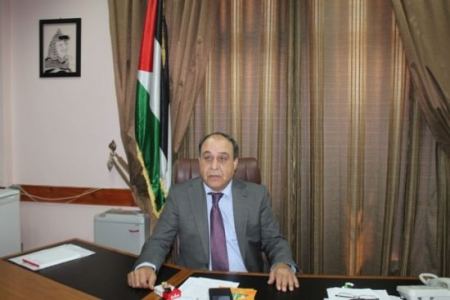  وفد من المحافظة للاطمئنان على سلامة والدة الشهيد ياسر حمدوني